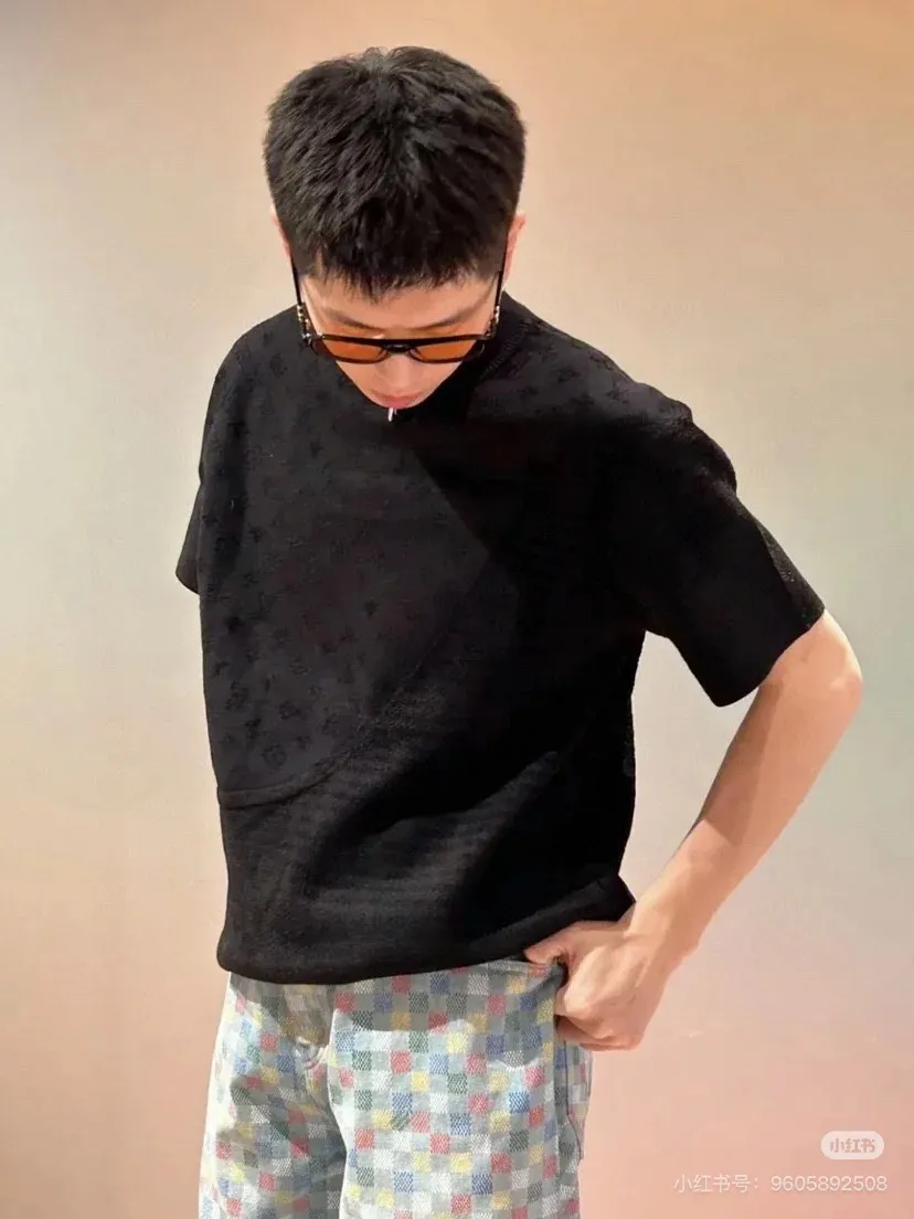 Model picture